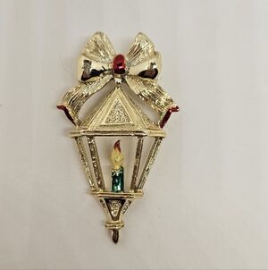 Gerry's Lantern Brooch Pin Enamel Christmas Signed